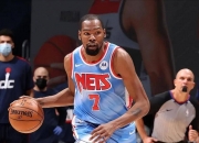 开云APP-篮网战胜独行侠取得连胜，杜兰特表现神勇