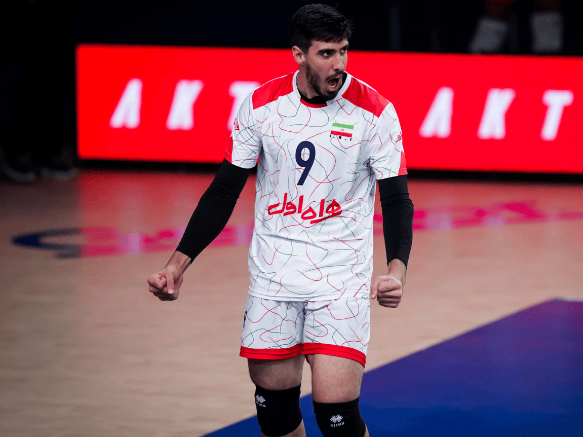 意大利客场逆转保加利亚，积分榜领先优势扩大的简单介绍