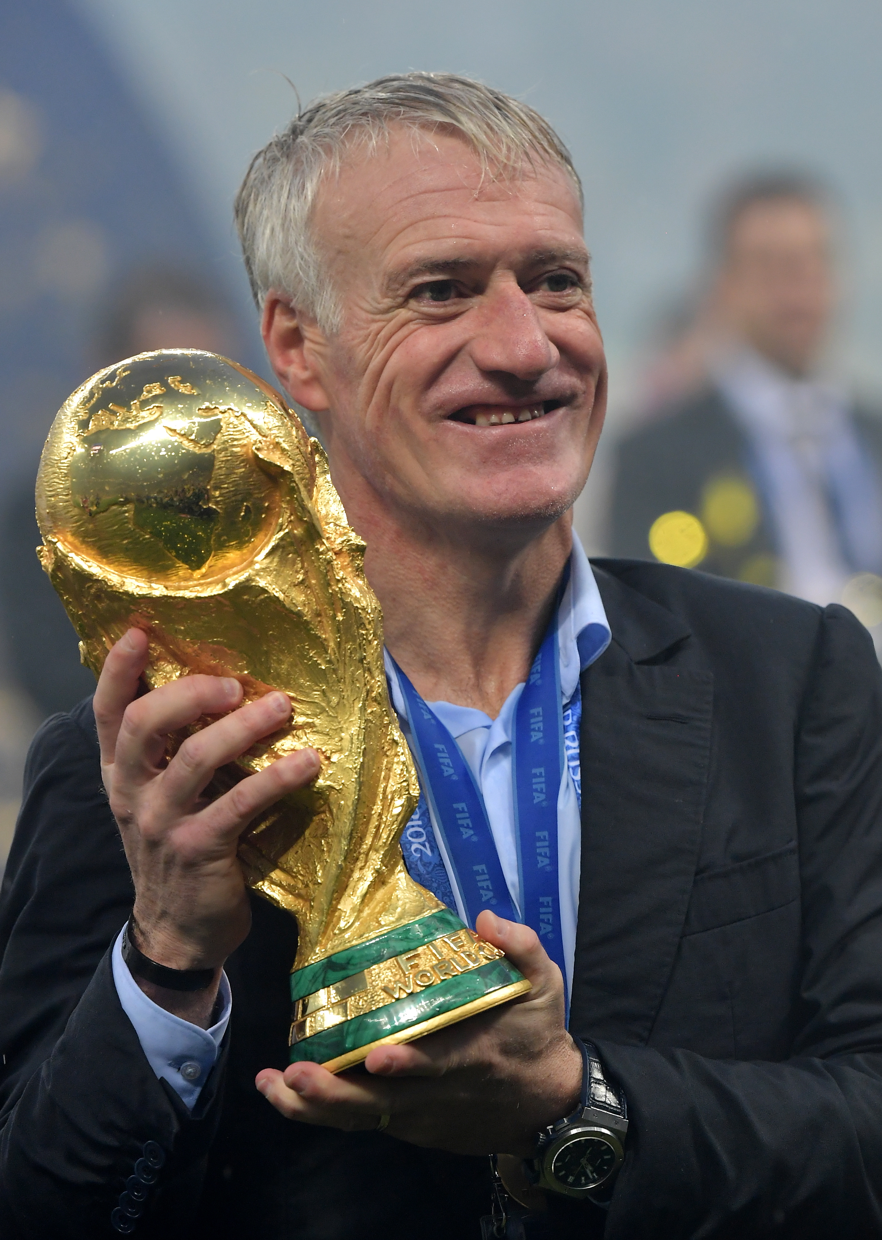 包含俄罗斯队在欧锦赛中势不可挡，成功晋级的词条