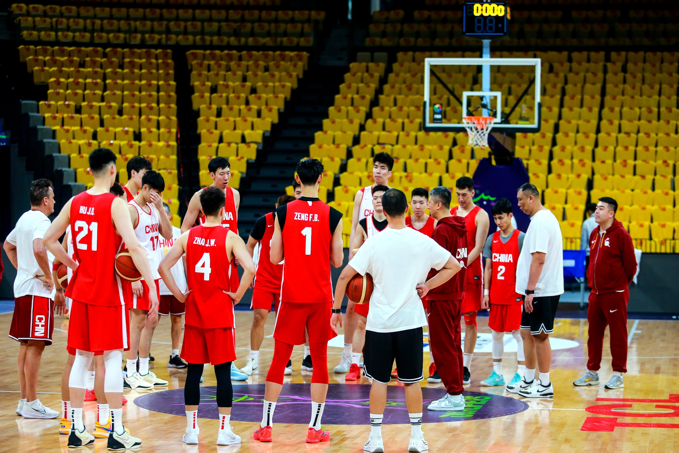 快船翻盘天津队，王哲林统治全场