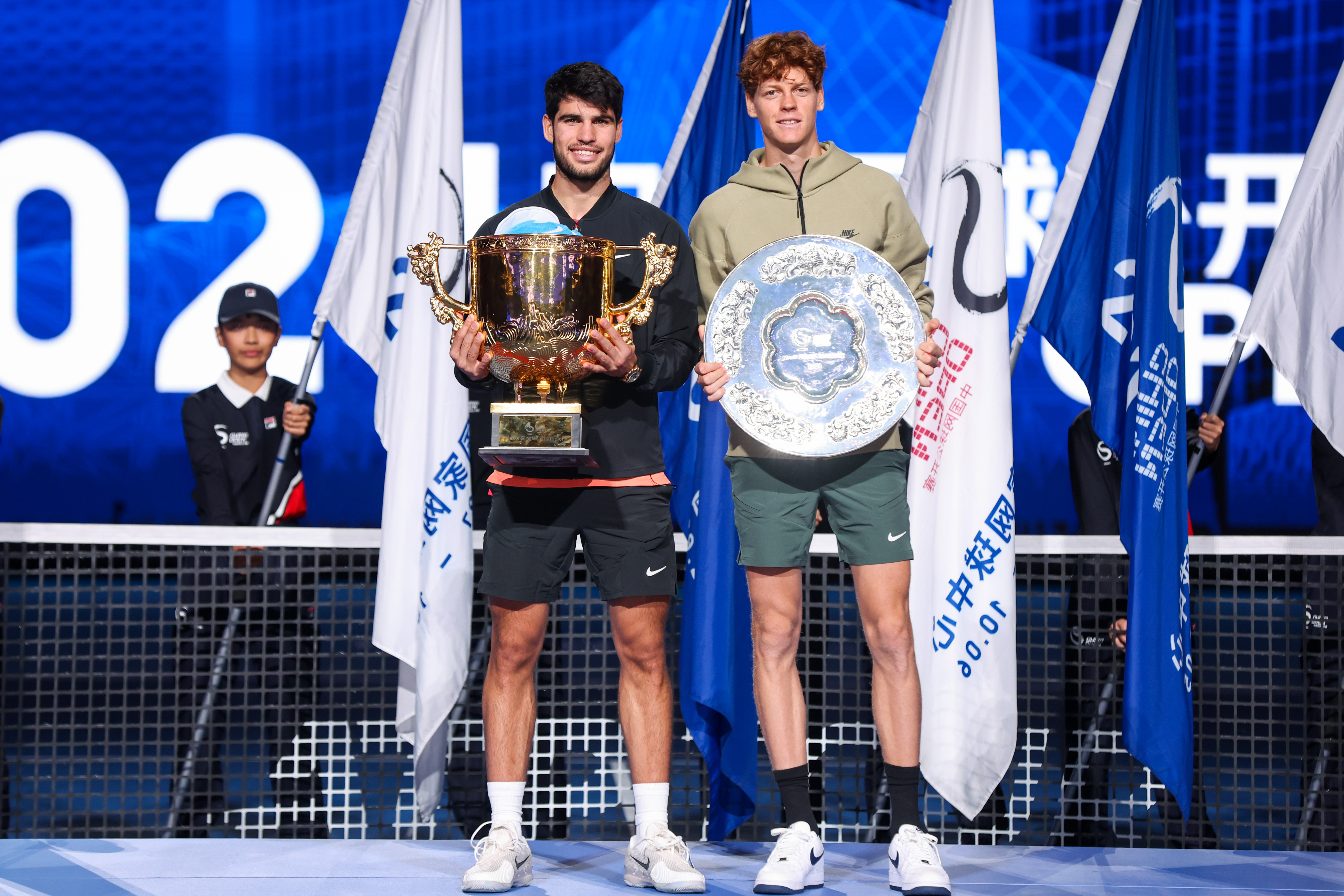 年终总决赛逆转拉沃尔杯，阿尔卡拉斯惊艳四座