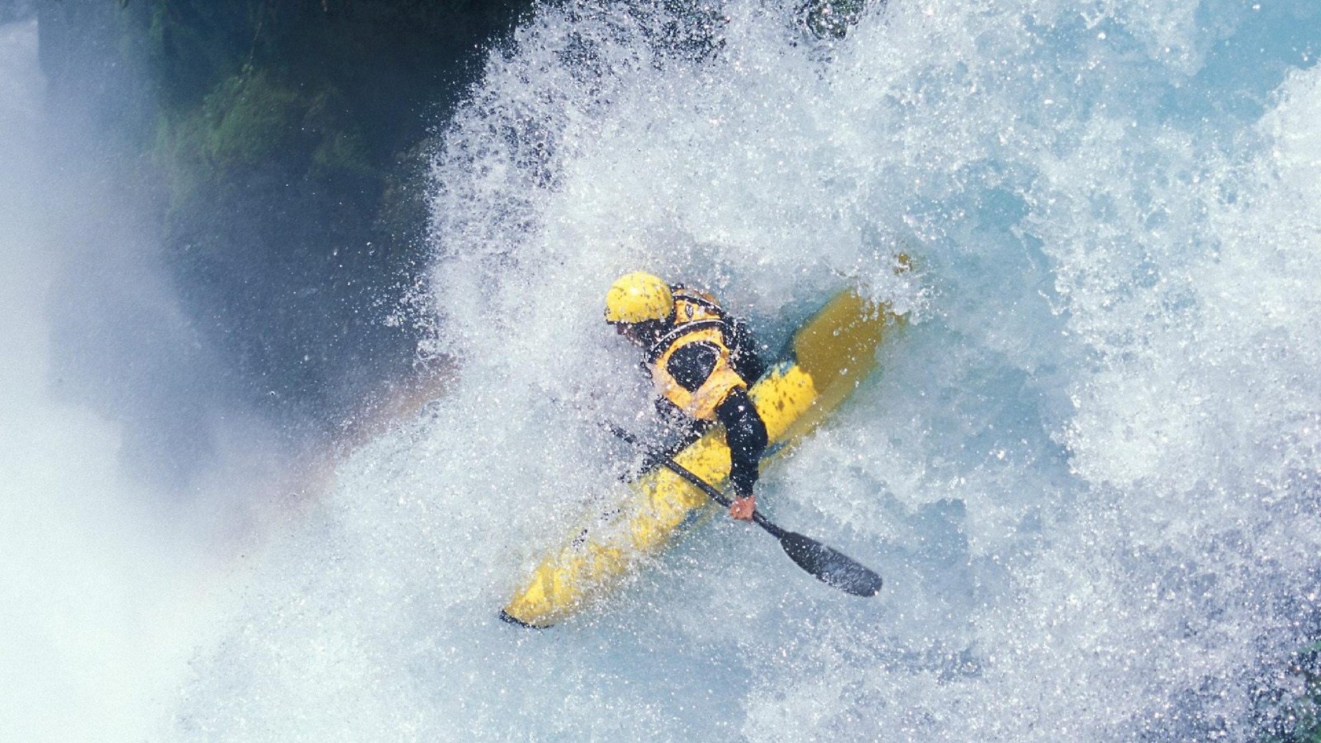 穆勒满分仍留遗憾，智利整体胜利揭示足球终极真理，极致个人与完美团队，哪种美更令人心碎？