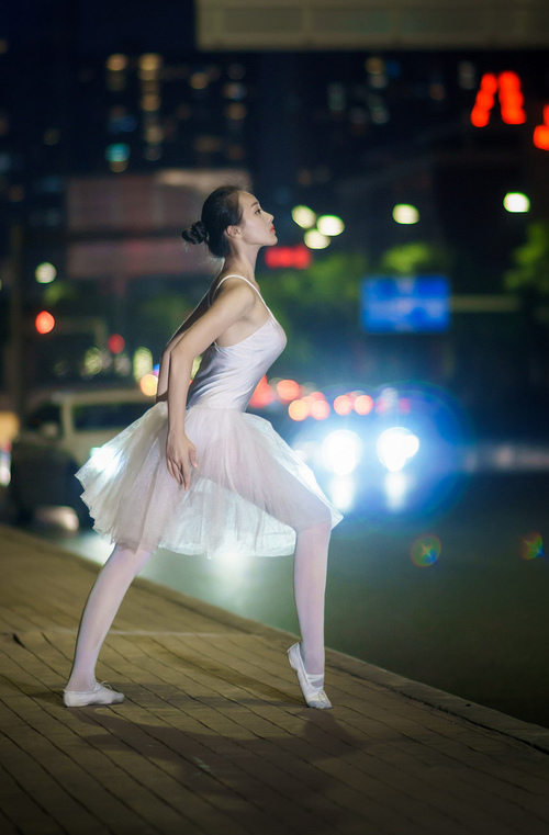 一剑封喉后的沉默,英格拉姆如何在牛马大战中完成自我救赎