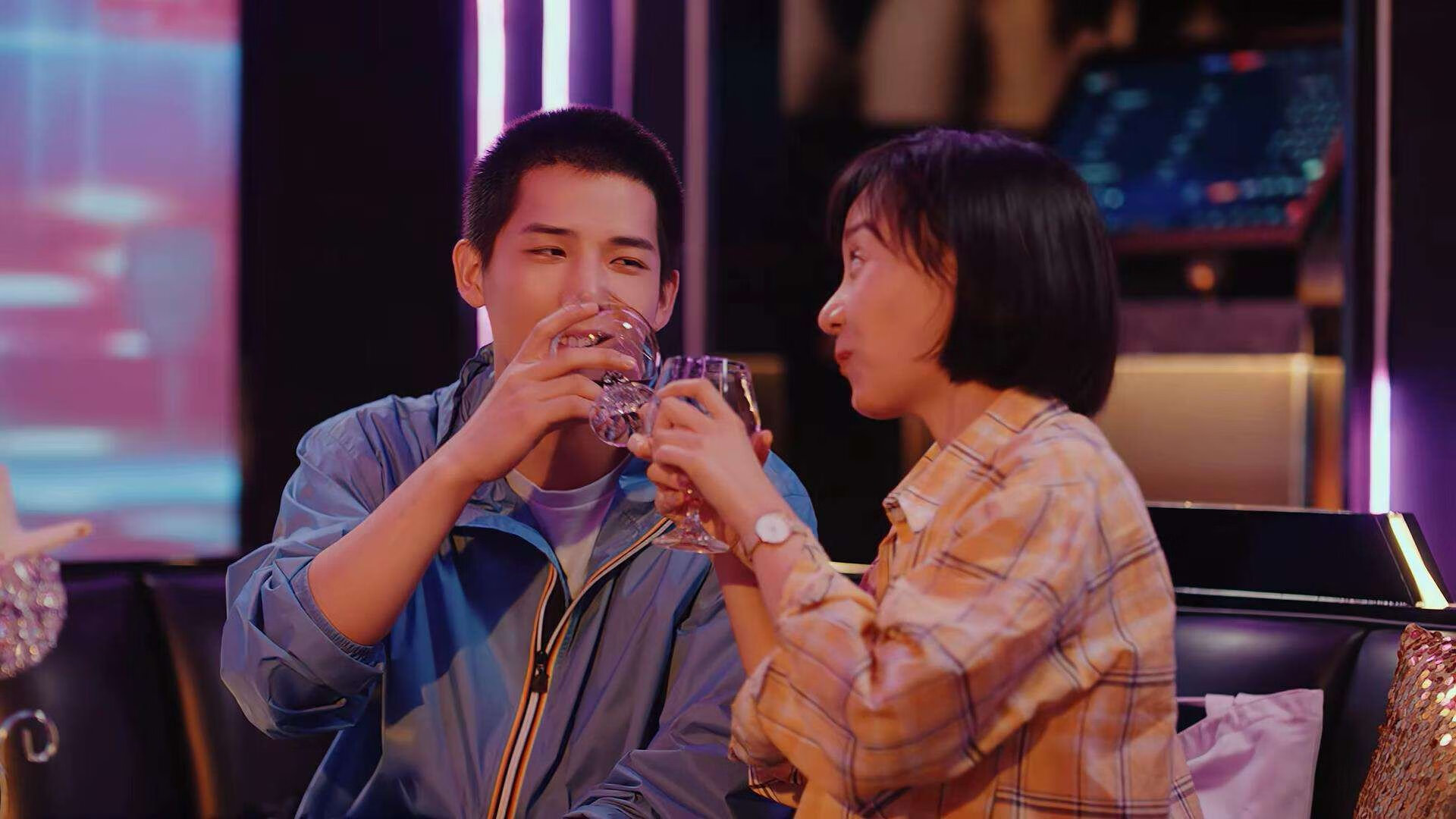 太阳速胜76人，拉文狂砍42分展现历史级效率